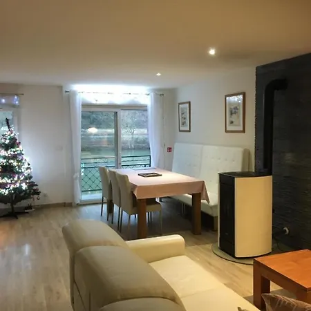 La Rose Sur Meuse Сasa de vacaciones